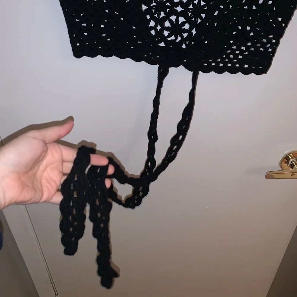 ⭐️HOST PICK⭐️ [L]👙NWOT - F21 crochet knit swim cover up - Picture 3 of 6